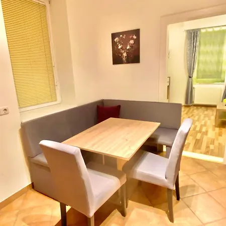 Burgblick Apartment- 60qm, Kueche, Waschmaschine, Streamingdienste *